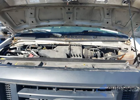 2013 Ford E-350 Super Duty Commercial from USA, damaged, VIN 1FTSS3EL3DDB29565